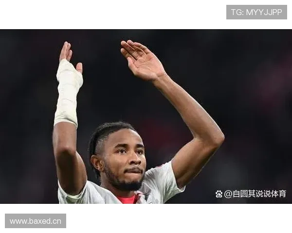 前场自由人模板：恩昆库如何适配多个位置